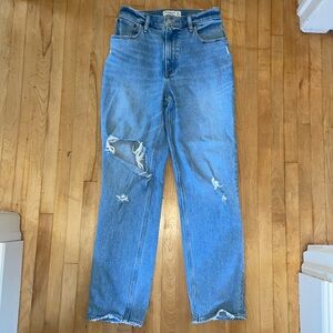 Abercrombie & Fitch | 90s Straight Ultra High Rise